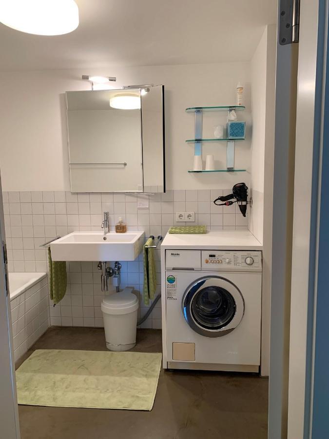 F80-Die FEINE Ferienwohnung Regensburg Exterior foto